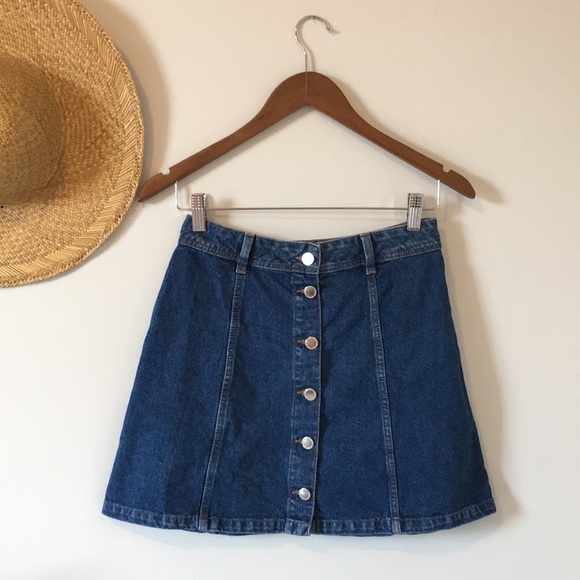 2/$15 H&M A-Line Buttoned Denim Mini Skirt Size 4